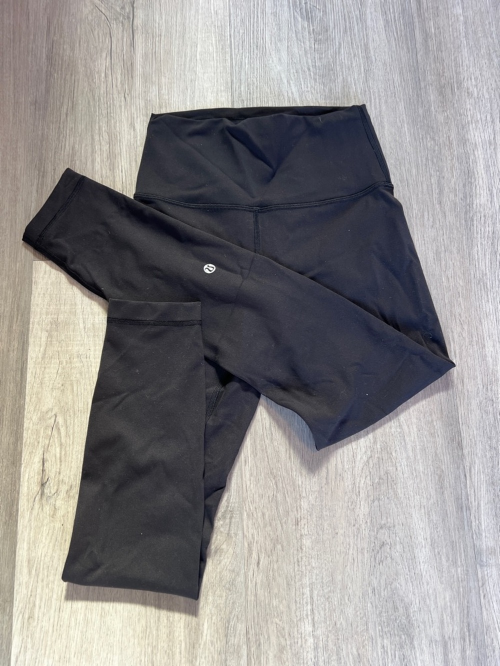 lululemon Black Wunder Train High-Rise Tight Leggings 25 inch